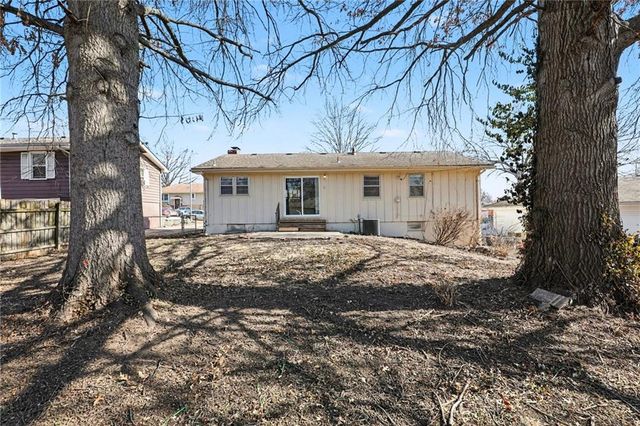 8806 Ford Avenue, Kansas City, MO 64138