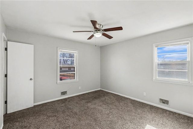 8806 Ford Avenue, Kansas City, MO 64138