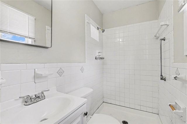 8806 Ford Avenue, Kansas City, MO 64138