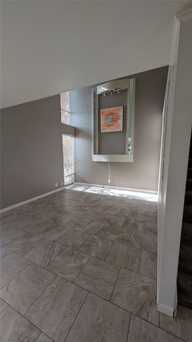 556 E Avenue J B, Grand Prairie, TX 75050