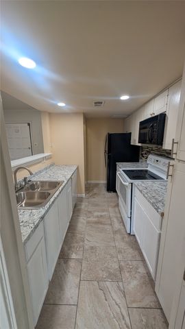 556 E Avenue J B, Grand Prairie, TX 75050