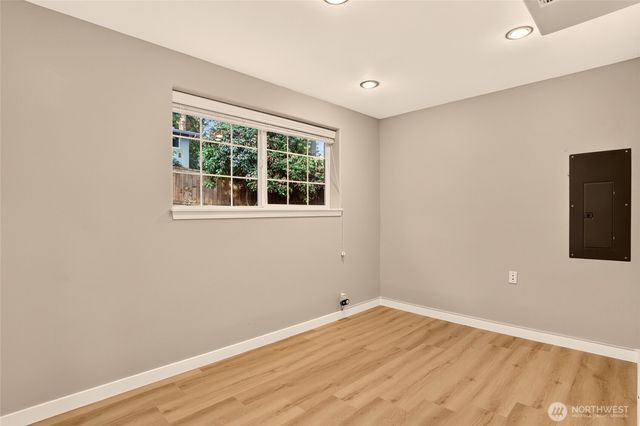 6229 NE 196th Street, Kenmore, WA 98028