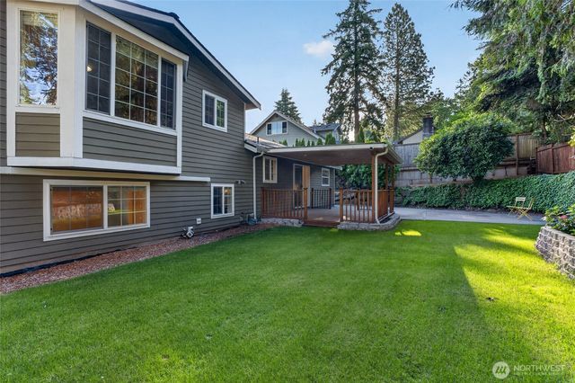 6229 NE 196th Street, Kenmore, WA 98028