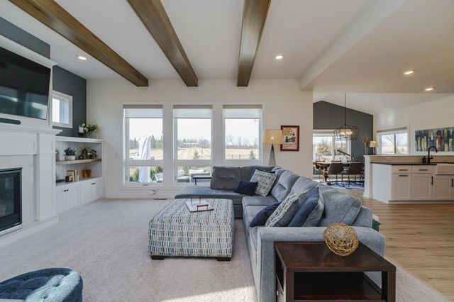 17652 Jett Circle SE, Prior Lake, MN 55372