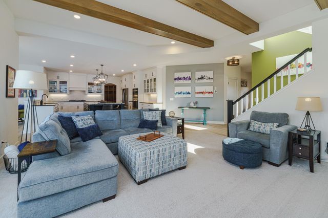 17652 Jett Circle SE, Prior Lake, MN 55372