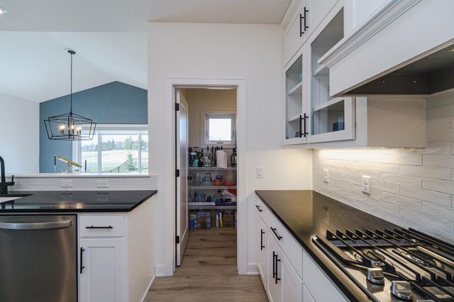 17652 Jett Circle SE, Prior Lake, MN 55372