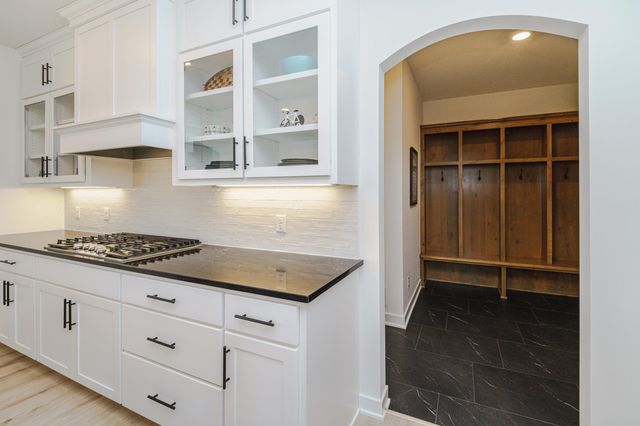 17652 Jett Circle SE, Prior Lake, MN 55372