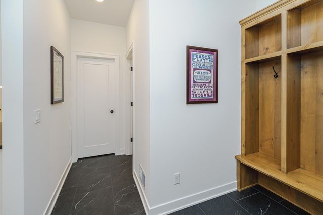 17652 Jett Circle SE, Prior Lake, MN 55372