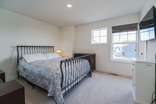 17652 Jett Circle SE, Prior Lake, MN 55372