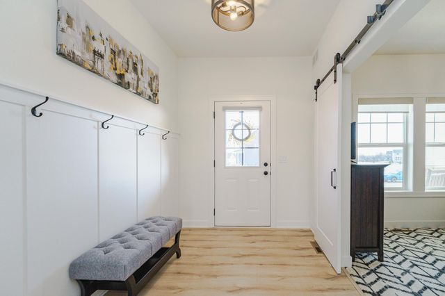 17652 Jett Circle SE, Prior Lake, MN 55372