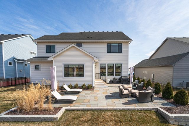 17652 Jett Circle SE, Prior Lake, MN 55372