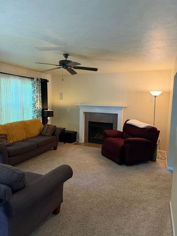 612 W Dunn Road, New Carlisle, IN 46552