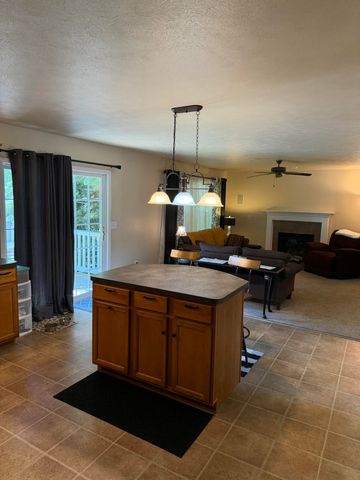 612 W Dunn Road, New Carlisle, IN 46552