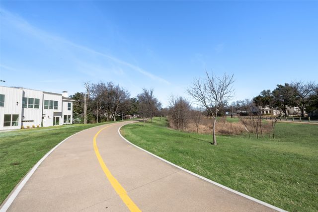 312 S Glasgow Drive, Dallas, TX 75214