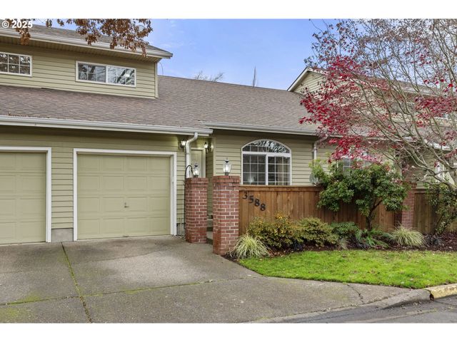 3588 WESTLEIGH St, Eugene, OR 97405