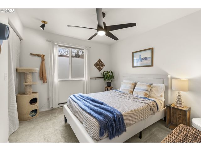 3588 WESTLEIGH St, Eugene, OR 97405