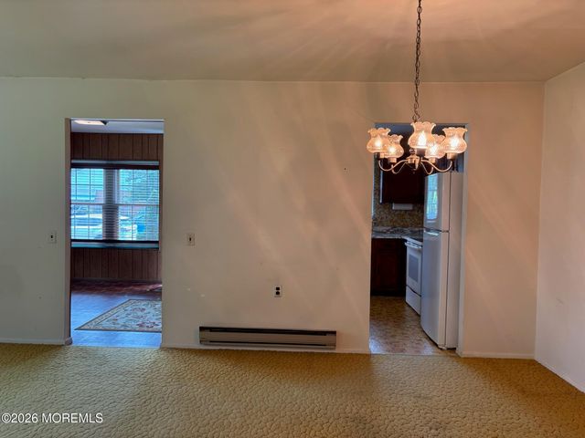 136 Hudson Parkway B, Whiting, NJ 08759