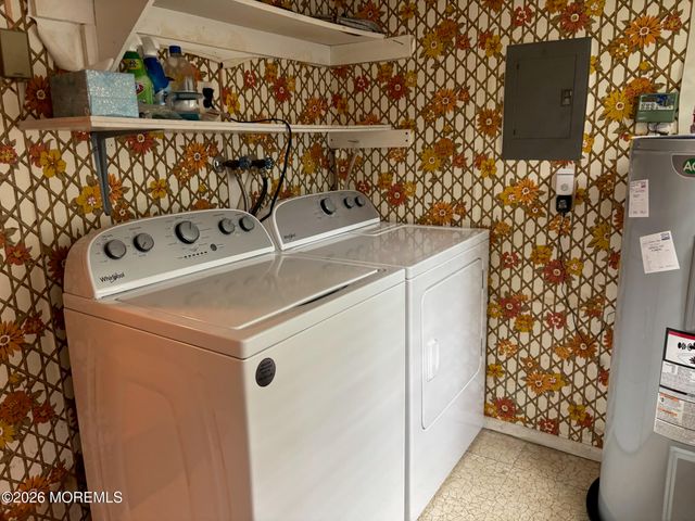 136 Hudson Parkway B, Whiting, NJ 08759