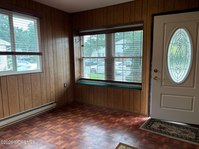 136 Hudson Parkway B, Whiting, NJ 08759
