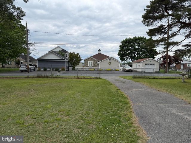 2023 TRED AVON RD, Baltimore, MD 21221