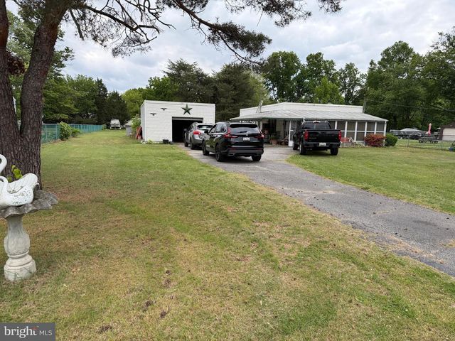 2023 TRED AVON RD, Baltimore, MD 21221