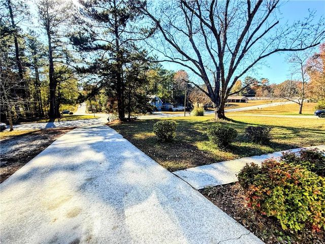 3174 Newcastle Way, Snellville, GA 30039