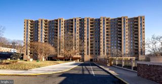 4500 S FOUR MILE RUN DR #206, Arlington, VA 22204