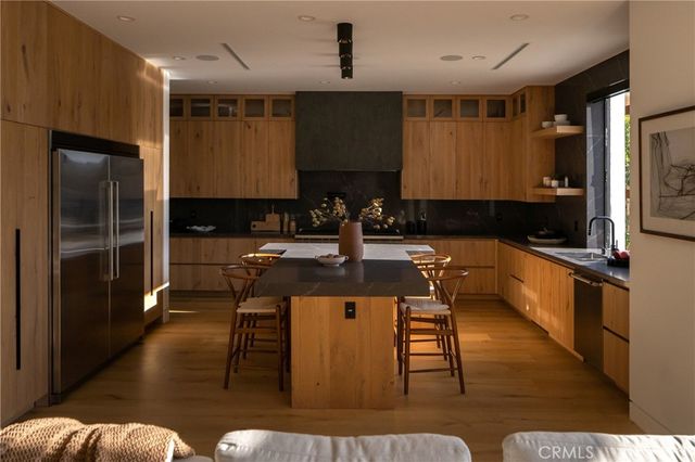 5109 Bluebell Avenue, Valley Village, CA 91607