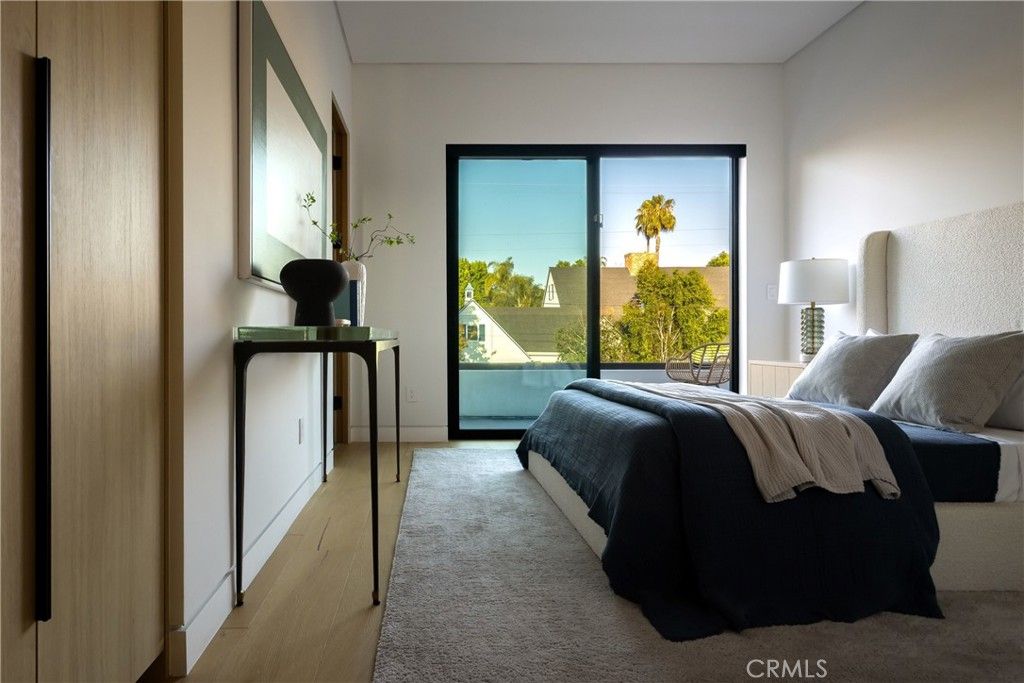 Image 28 of property listing at 5109 Bluebell Avenue, Valley Village, CA 91607