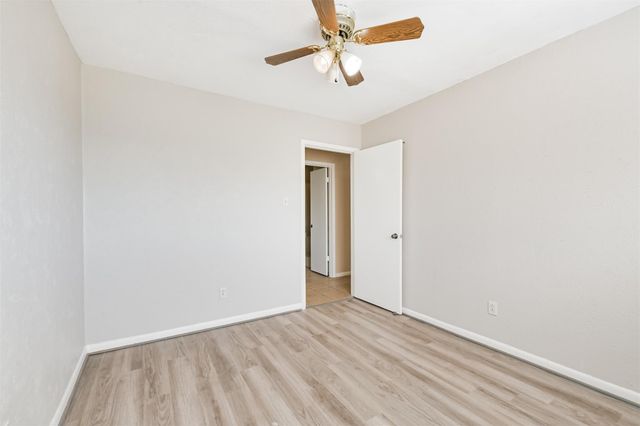 1509 Newport Boulevard, League City, TX 77573