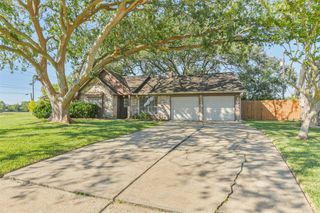 1509 Newport Boulevard, League City, TX 77573