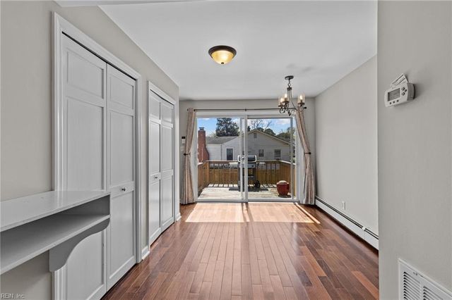 1331 Surrey CRST, Norfolk, VA 23508