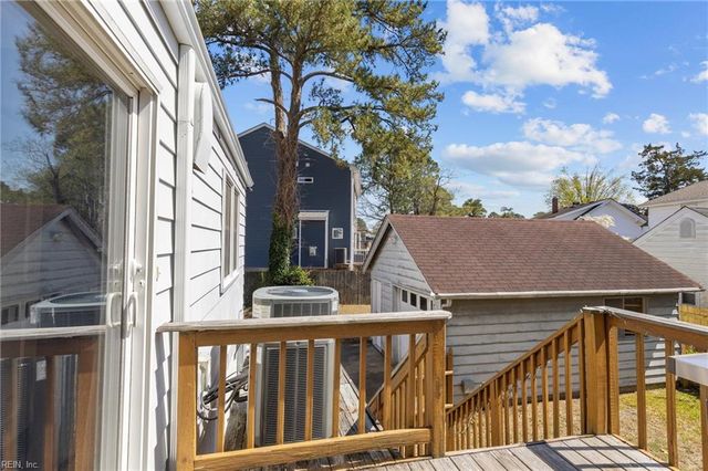 1331 Surrey CRST, Norfolk, VA 23508