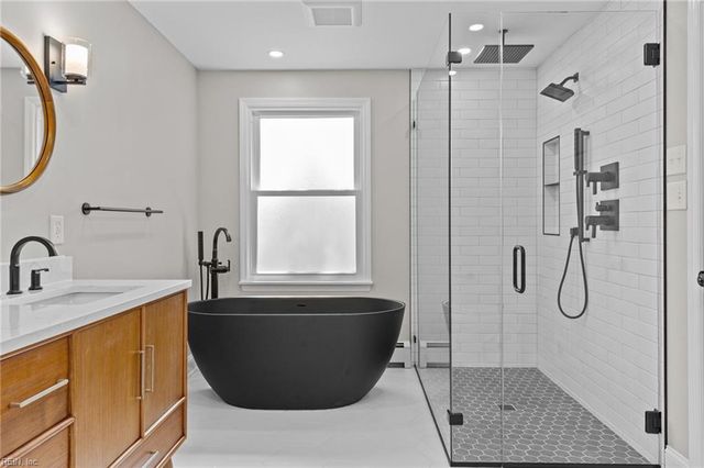 1331 Surrey CRST, Norfolk, VA 23508