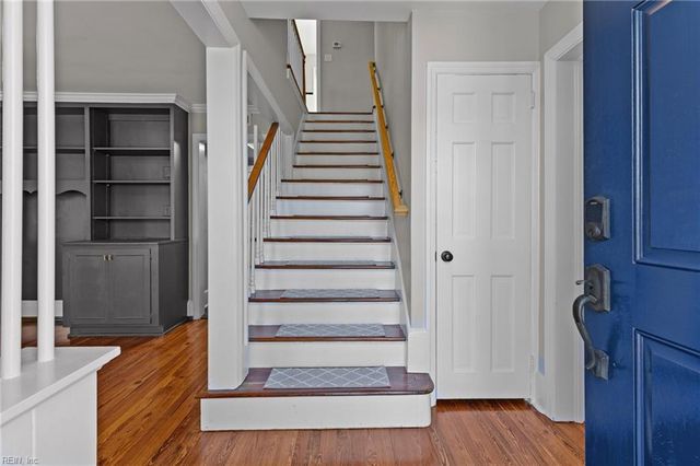 1331 Surrey CRST, Norfolk, VA 23508