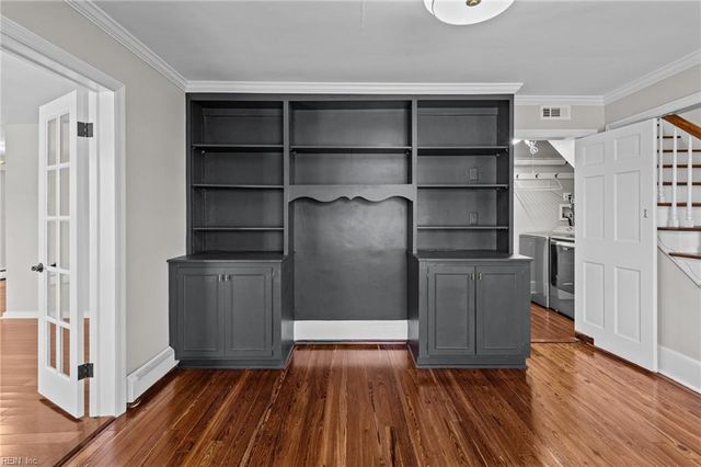 1331 Surrey CRST, Norfolk, VA 23508