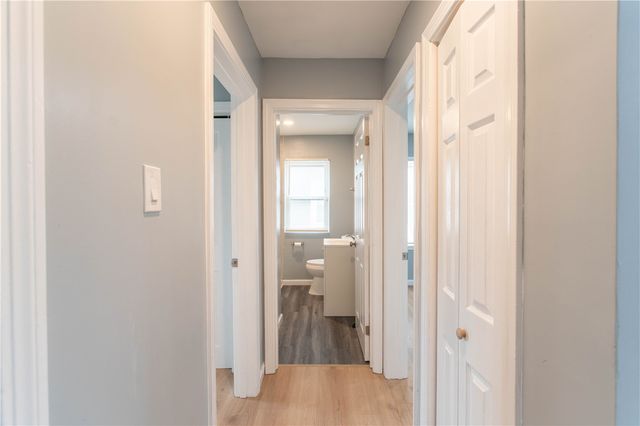 127 Carroll St, Aliquippa, PA 15001