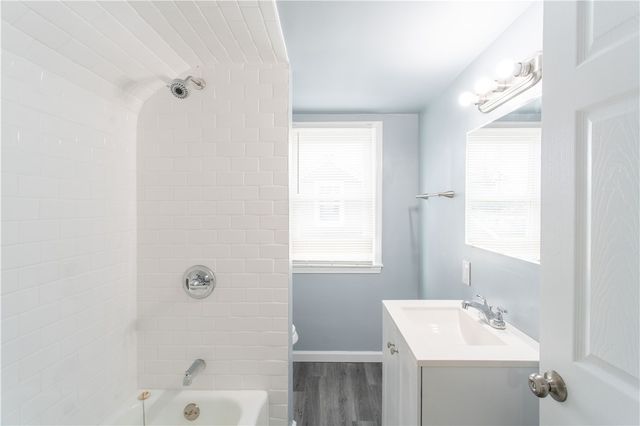 127 Carroll St, Aliquippa, PA 15001