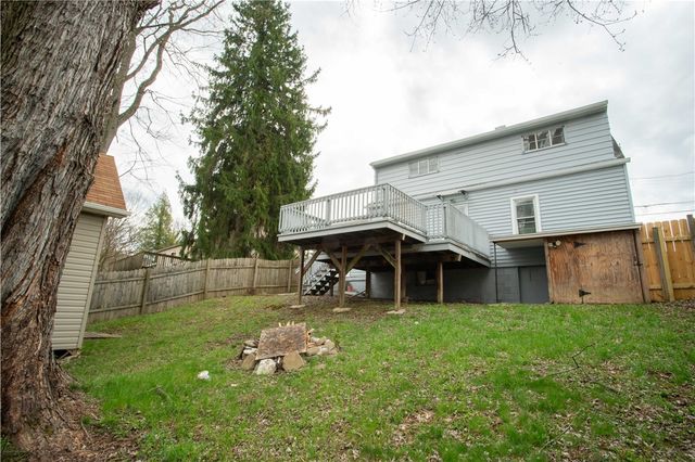 127 Carroll St, Aliquippa, PA 15001