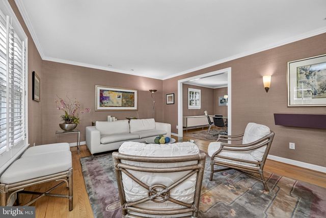 9906 HOLMHURST RD, Bethesda, MD 20817