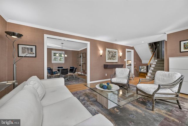 9906 HOLMHURST RD, Bethesda, MD 20817