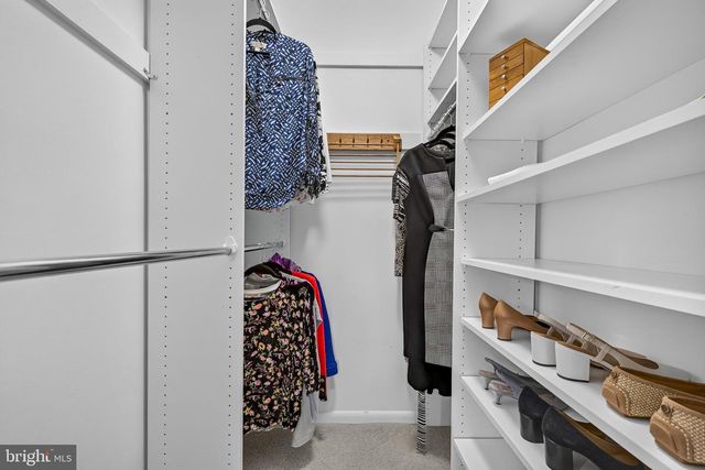 9906 HOLMHURST RD, Bethesda, MD 20817