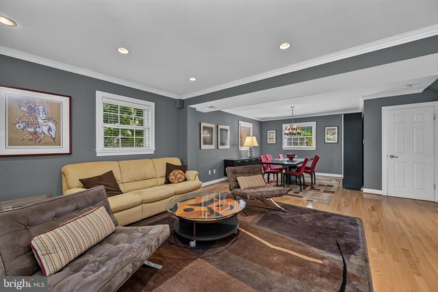 9906 HOLMHURST RD, Bethesda, MD 20817