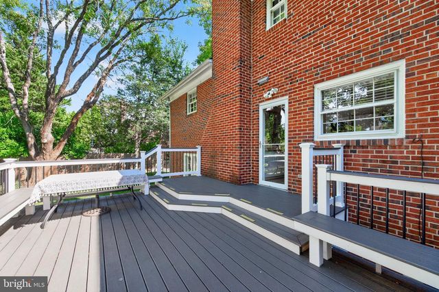 9906 HOLMHURST RD, Bethesda, MD 20817