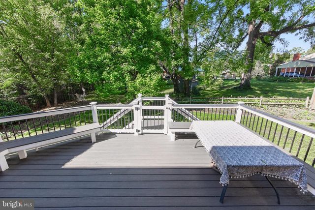 9906 HOLMHURST RD, Bethesda, MD 20817