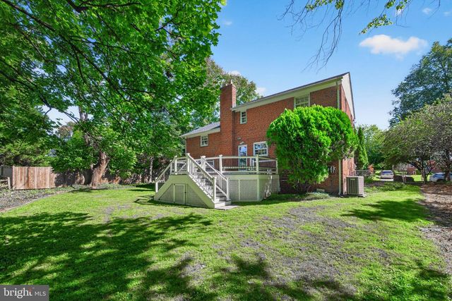 9906 HOLMHURST RD, Bethesda, MD 20817