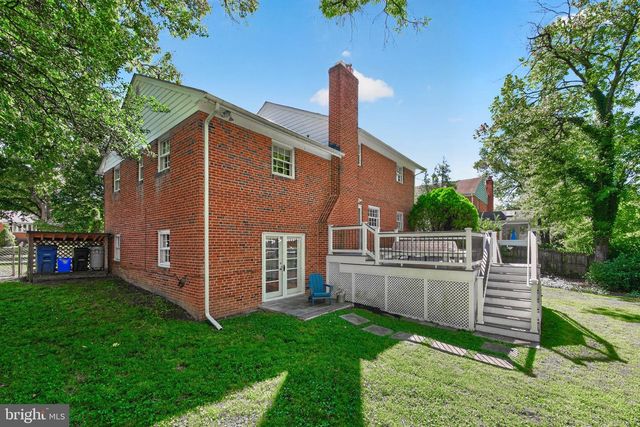 9906 HOLMHURST RD, Bethesda, MD 20817