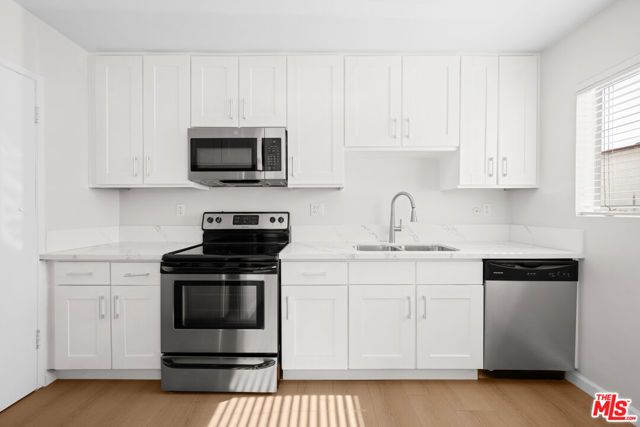 1206 S Holt Avenue 4, Los Angeles, CA 90035