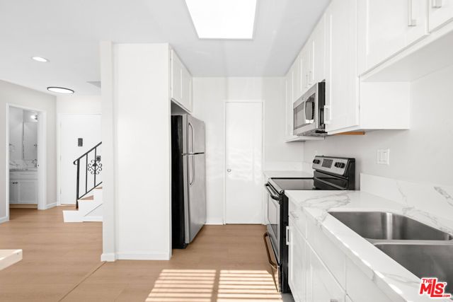 1206 S Holt Avenue 4, Los Angeles, CA 90035