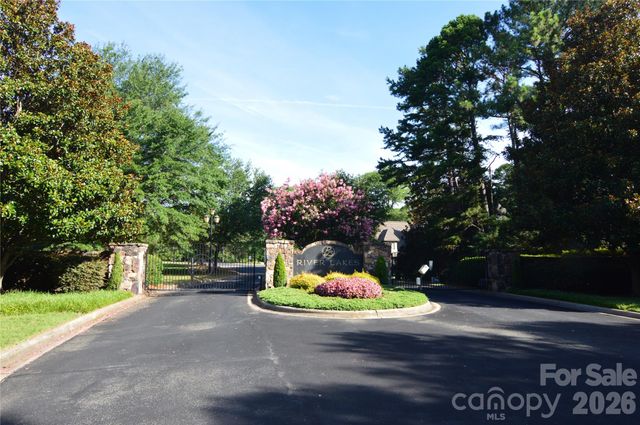 8013 Water View Drive 4, Belmont, NC 28012